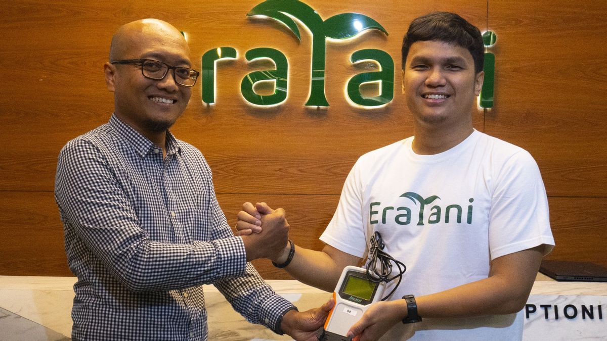 Eratani在Bank BRI的Gandeng上推出了基于物联网的智能肥料,以帮助农民