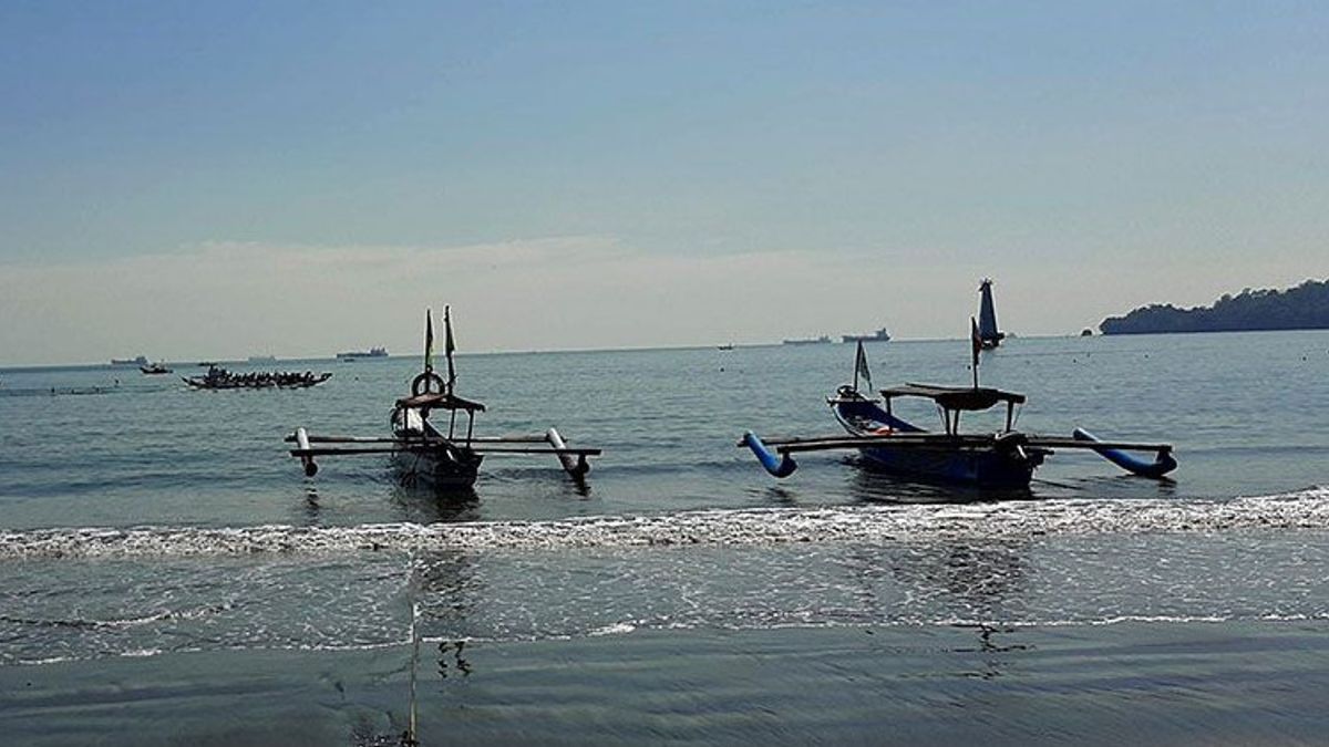 Diterjang Ombak Tinggi, Kapal Nelayan Asal Sulteng Tenggelam di Perairan Kupang