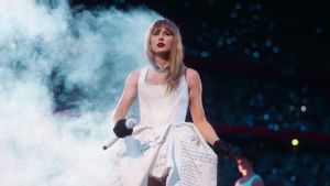 Taylor Swift Rayakan Pertunjukan ke-100 untuk The Eras Tour