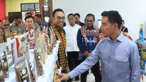 Gibran Janji Cari Solusi Kesejahteraan Guru Honorer dan PPPK di NTT