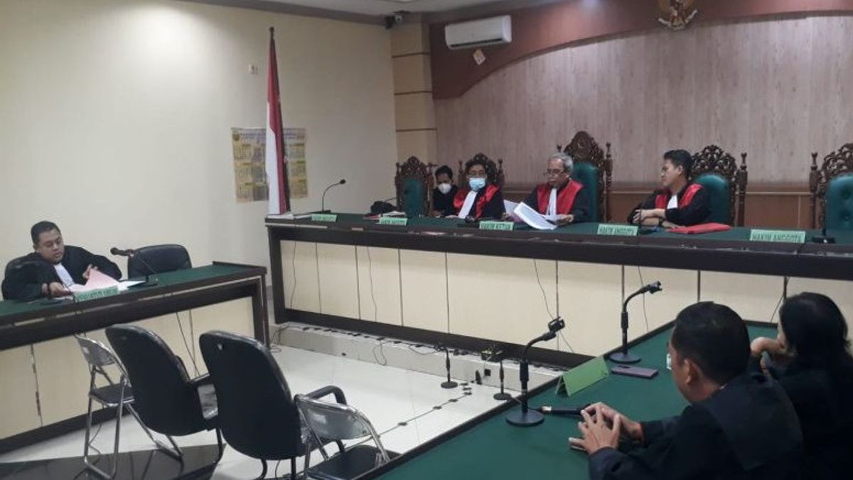 Terbukti Korupsi, Bendahara Bawaslu Banjar Divonis 6 tahun Penjara