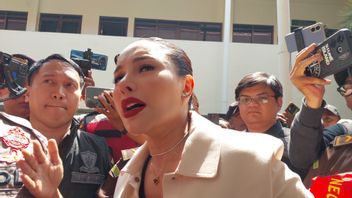 Accused Of Threatening Owner Skincare Apart From Reza Gladys, Nikita Mirzani: If You Look At The Chat It's Ordinary