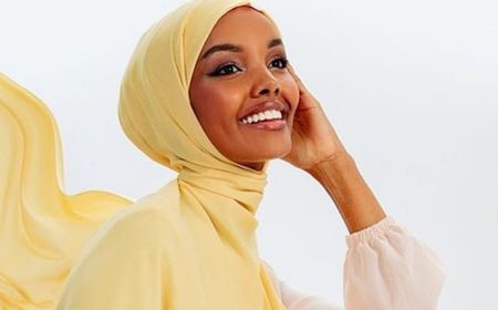 Model Muslim Halima Aden Keluar dari Industri Fesyen karena Alasan Agama