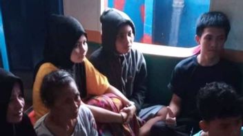 Berita Makassar Terbaru: KM Ladang Pertiwi Kecelakaan, Belasan Penumpang Berhasil Diselamatkan