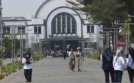 Revitalisasi Trotoar di Jakarta Sebagian Besar Sudah Capai 70 Persen