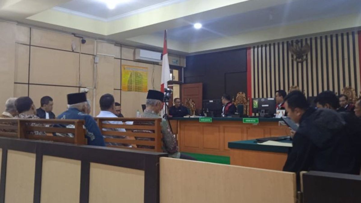 Korupsi Uang Ketok Palu RAPBD, 6 Terdakwa Eks Anggota DPRD Jambi Dituntut 4-4,9 Tahun Penjara