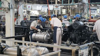 インドネシアの三菱ふそう工場は電気トラックを生産する準備ができています