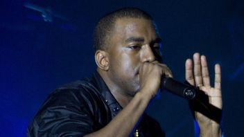 Kanye West Bocorkan Lagu Baru, Singgung Soal P Diddy to Three Room