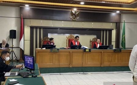 Bupati Meranti Nonaktif Divonis 9 Tahun Penjara Plus Uang Pengganti Rp17,8 Miliar