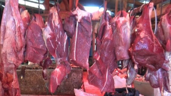 Bulog Bangkaは15トンの冷凍肉を供給し、安い市場で販売されます