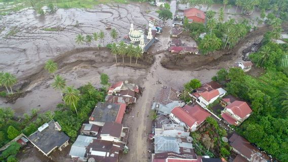 Des victimes des inondations de l’air frigorifique de Mont Marapi ont 59 personnes, 16 sont toujours à la recherche