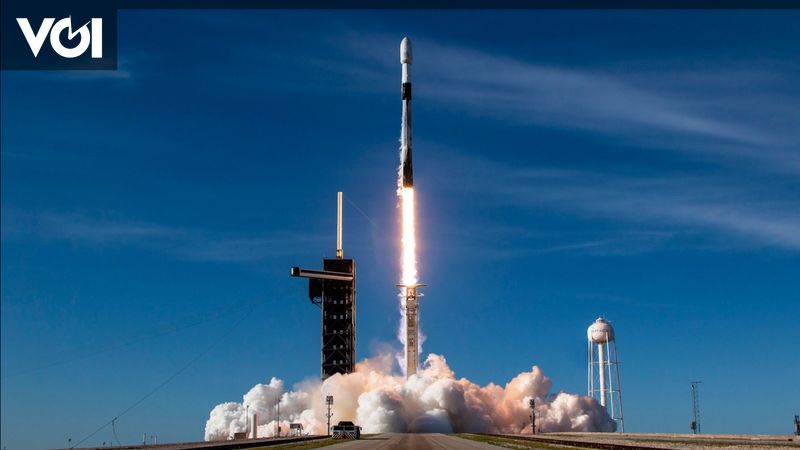 SpaceX Successfully Launches Eutelsat 36D Satellite into Geostationary Orbit with Falcon 9 Rocket