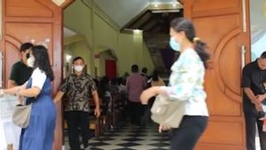 PPKM Dihapus, Umat Kristen di Bandarlampung Rayakan Paskah dengan Lebih Khusyuk