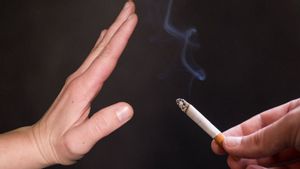Dokter Spesialis Paru Sebut Efek Merokok Baru Terasa 10 Hingga 20 Tahun ke Depan