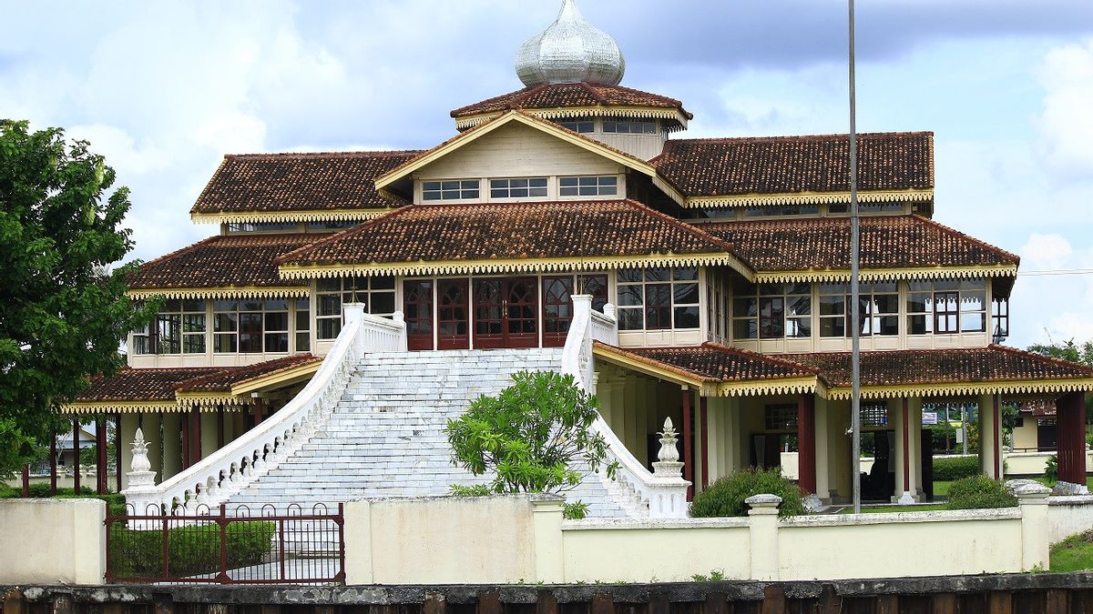 PLN Cabut Listrik Museum Balairung Sri dan Disdikbud Siak karena Mogok Pembayaran