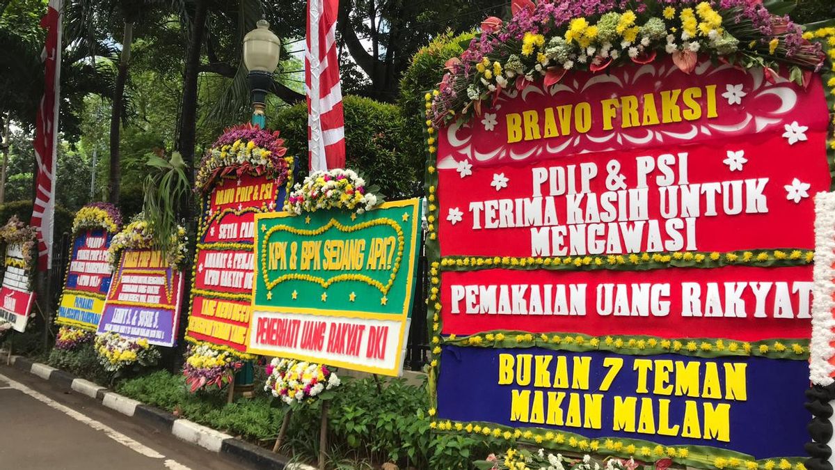 Wreaths To Support Interpellation Of Formula E Line Up At The DPRD Building, Deputy Governor Of DKI: It's OK