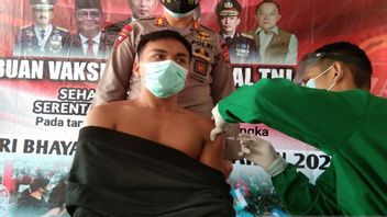  Vaksinasi Beberapa Daerah di Jakarta Masih Rendah, Wagub Minta Wali Kota, Lurah, RT dan RW Turun Tangan
