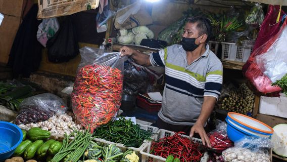 Jelang Hari Akhir PPKM, Harga Cabai dan Tomat Turun