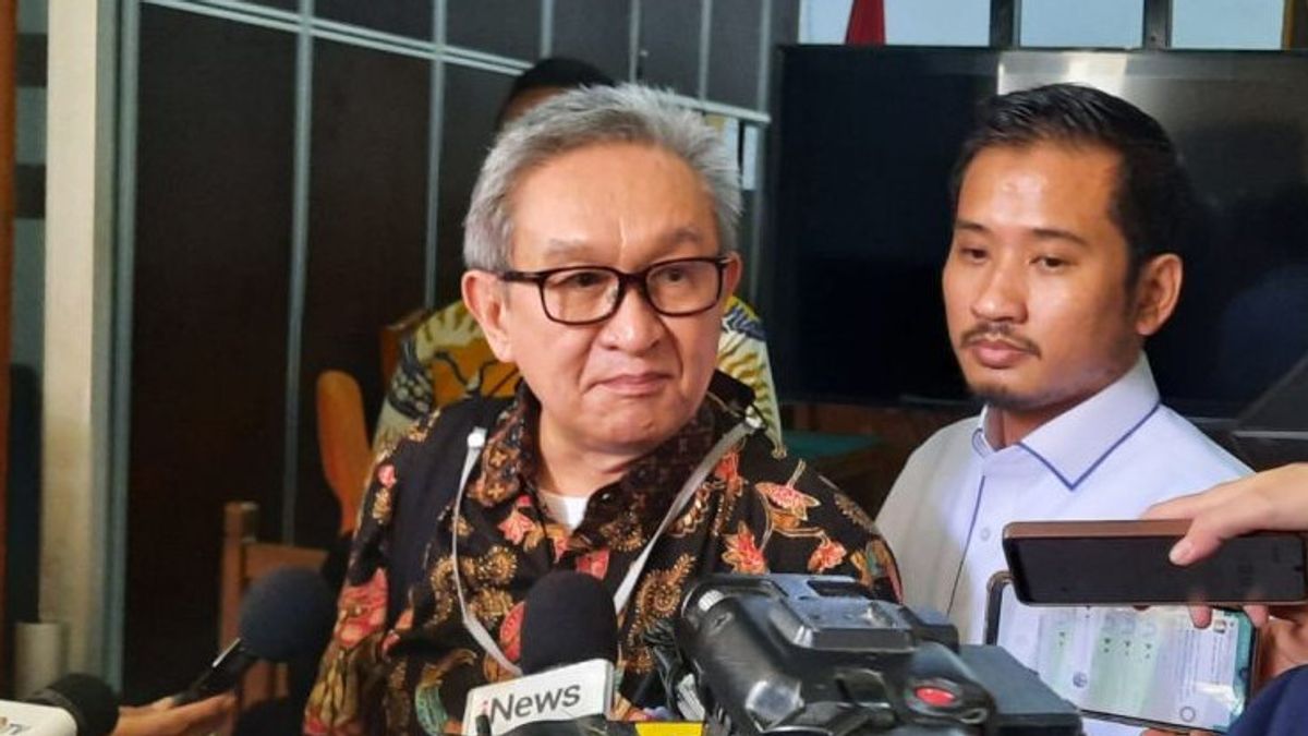 The Attorney General's Office Has Rescheduled The Summons Of Maqdir Ismail, Lawyer Iwan Hermawan, A Suspect In BTS Kominfo Corruption