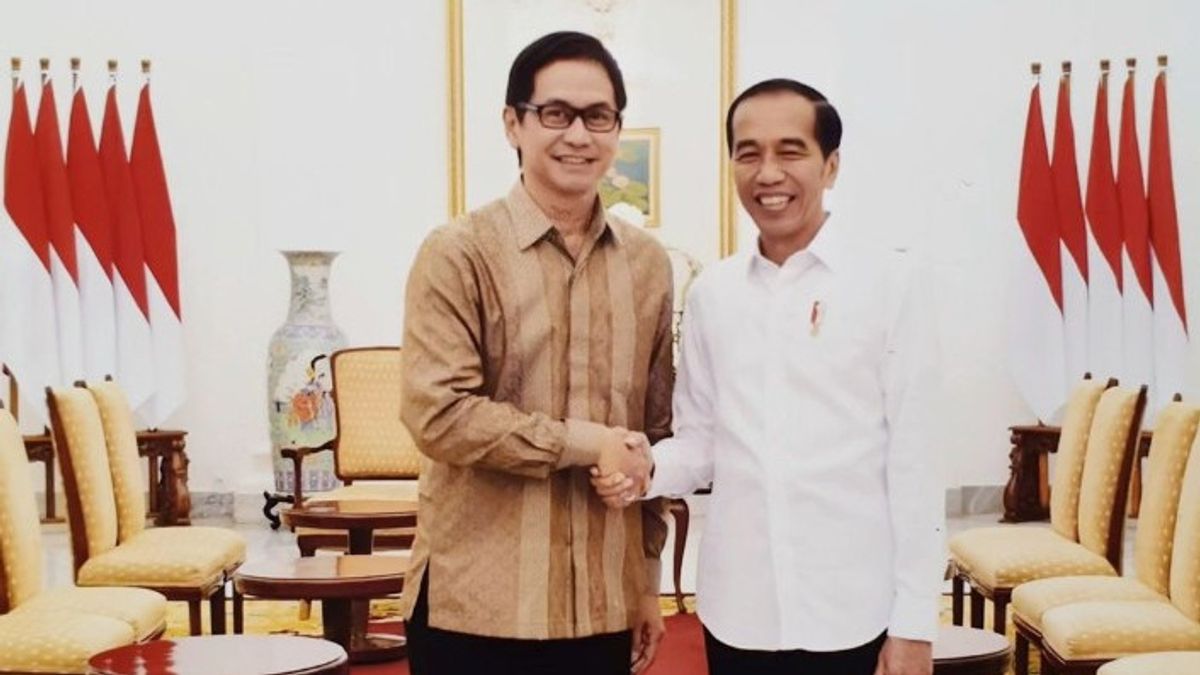 Addie MS Des regrets pour 10 ans de leadership de Jokowi, espérons Prabowo