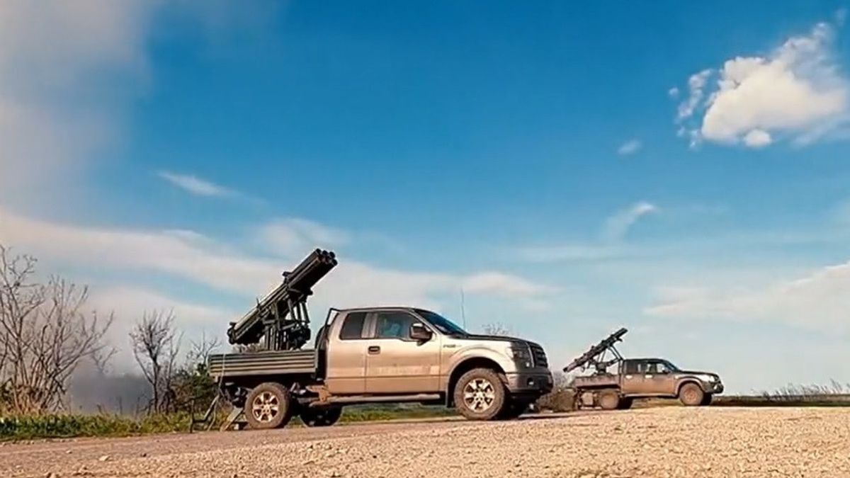 乌克兰军方不仅使用西方武器,还使用组装的迷你火箭发射器:使用苏联时代的组成部分