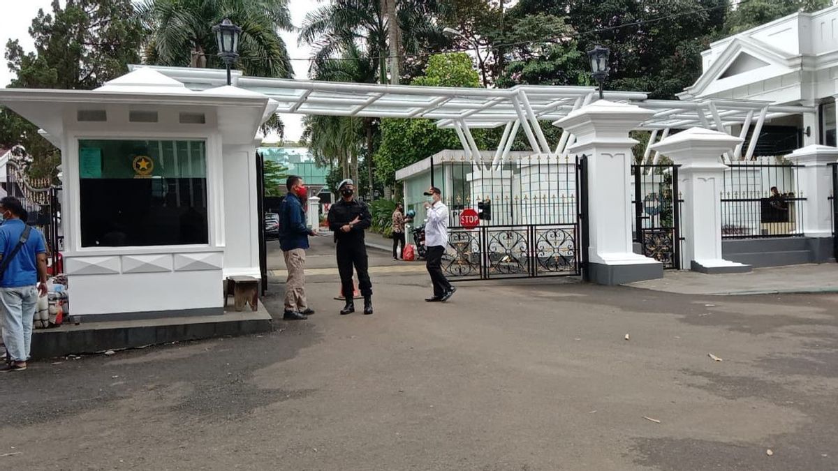 Buntut Aksi Teror, Pengamanan Rumah Jokowi Diperketat, Ada Patroli Jalan Kaki dan Naik Motor