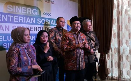 Mensos Konsolidasi Data dengan BPS terkait Bansos Dampak PPN 12 Persen