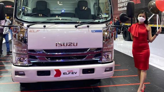 Isuzu Ungkap Tantangan Pasarkan Kendaran Listrik Komersial di Indonesia