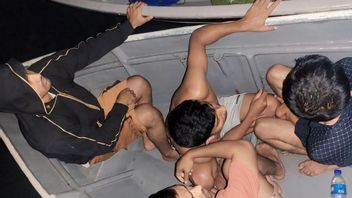 海軍がマレーシアへのPMIとバングラデシュ人外国人の密輸を阻止