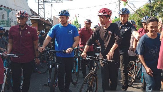 Dimanche matin, après avoir vécu Jokowi Traktir AHY Gudeg Yogyakarta