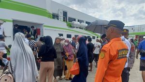 Tabrak Karang, Basarnas Kendari Evakuasi 371 Penumpang KM Express Cantika