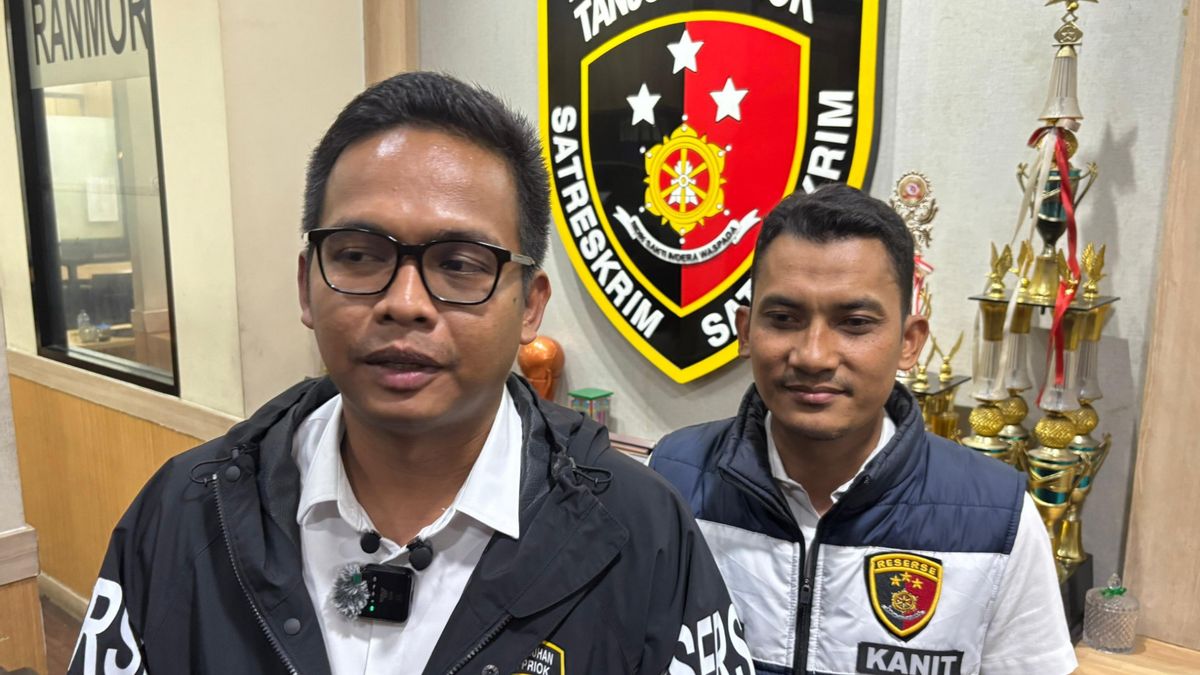 Dua Residivis Begal Ditangkap Polisi Saat Dorong Motor, Ditemukan Golok dan Celurit