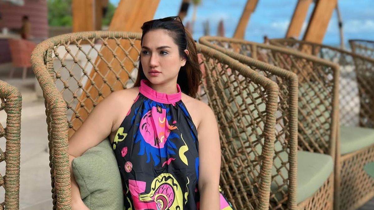 Tengku Dewi Sebut Andrew Andika Hanya Habiskan Waktu 4 Jam Bersama Anak