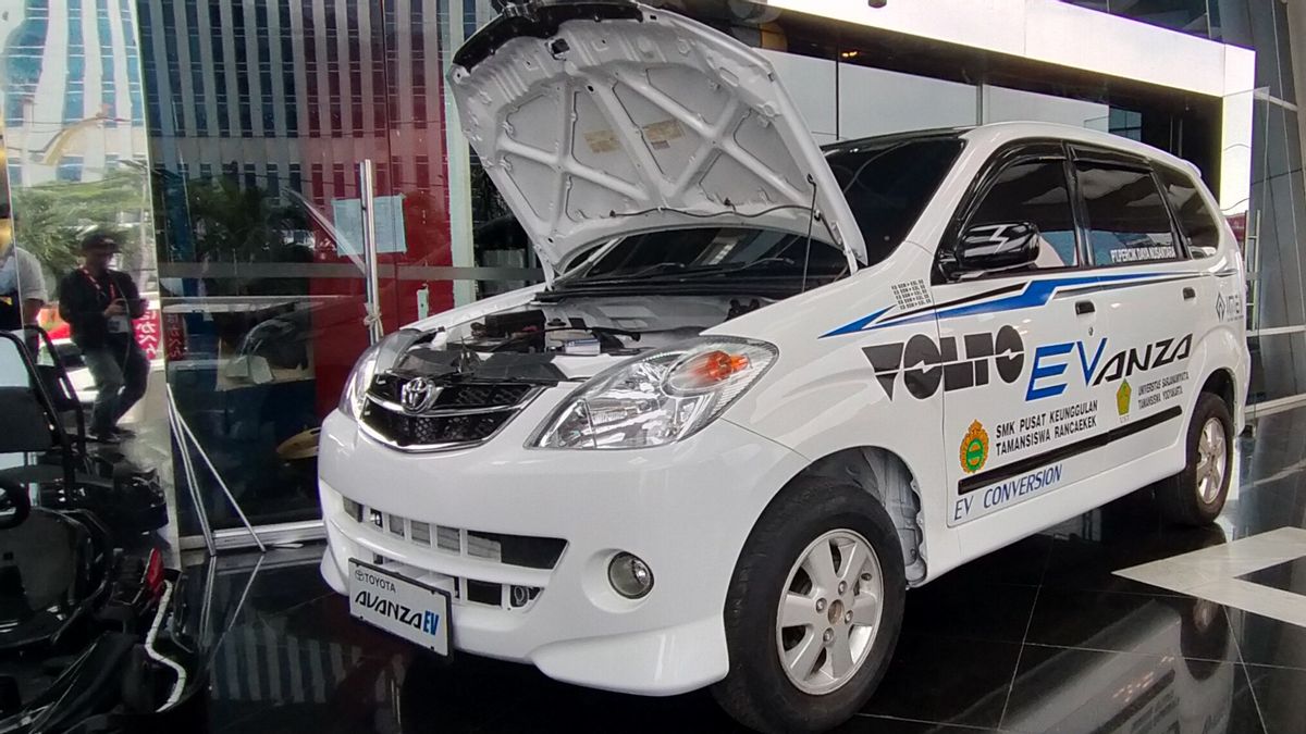 Toyota Avanza de l’Expo 2023 Inabuyer EV Converti en véhicules électriques, capable de parcourir jusqu’à 150 km