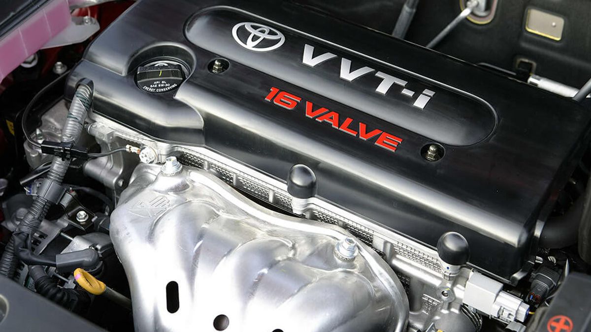 Supporting Government Program, Toyota Presents Free Emission Test Service