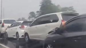 有限的旁遮普度假村降雨疑似引发了Cileunyi收费公路5辆车的连续事故
