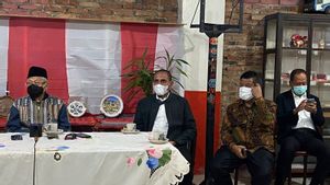 Ditemani Gubsu Edy, Wapres Ma’ruf Amin Nikmati Kopi Lokal di Simalungun