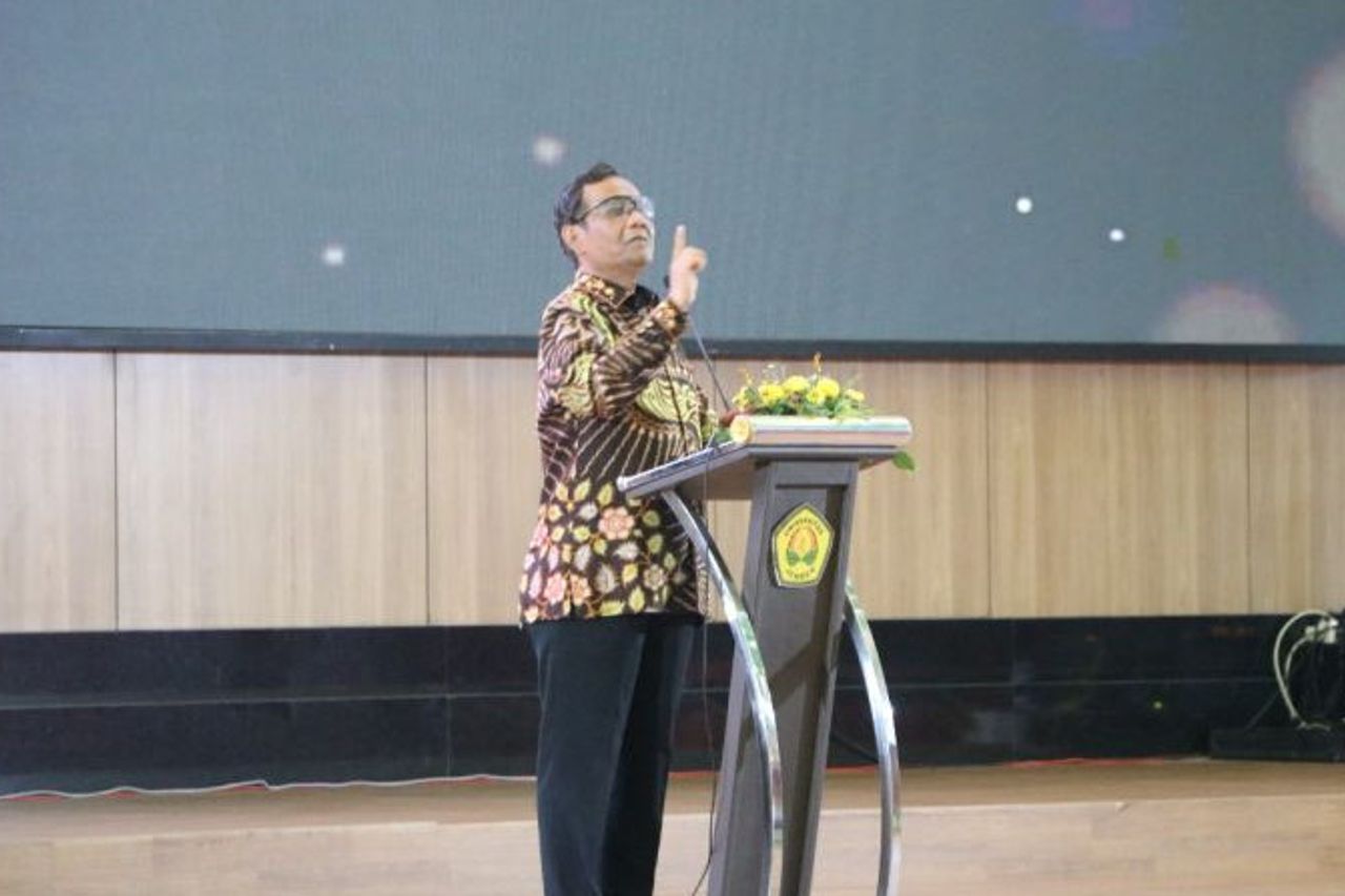 Mahfud MD: Armed Women Broke Through The Evidence Palace For The Existence Of Radicalism
