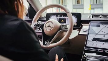 Mercedes-Benz Introduce ChatGPT In Luxury Vehicle Trial Program