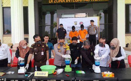 Sabu Seberat 1 Kg Asal Riau Dimusnahkan Polisi di Jambi