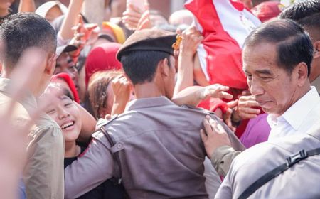 Alasan Hadiri Pernikahan, Jokowi Utus Menko PMK Muhadjir Tutup PON Aceh Sumut 2024