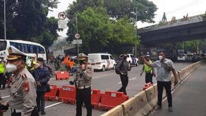 Kawal Aksi Demonstrasi, Ribuan Polisi Berjaga di Patung Kuda dan DPR