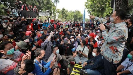 PTUN جاكرتا تلغي قرار حاكم DKI Anies Baswedan's بشأن UMP 2022