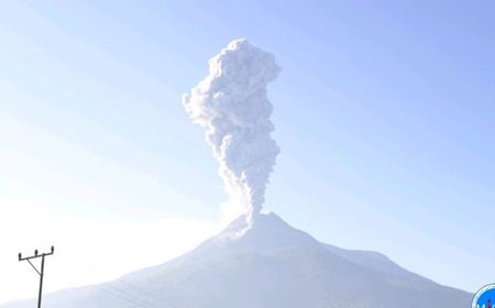 Gunung Lewotobi Laki-laki NTT Masuk Fase Efusif, Level Naik ke Siaga 