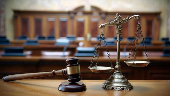 법률 전문가, 수입 사건에서 세관 국장의 이름을 언급하는 것에 대한 무죄 추정의 기초에 대해 경고