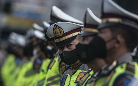 Survei Kepercayaan Publik ke Polri Naik Jadi 70,8 Persen, DPR Minta Kapolri Terus Arahkan Istri Polisi Gaya Hidup Sederhana