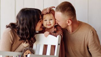 研究によると、子供の知性は生後7ヶ月で現れ始めます