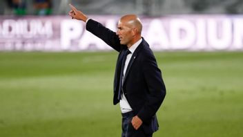 Zidane Is Angry That Real Madrid Is Constantly Accused Of Being Helped By The Referee