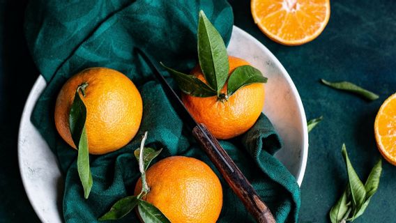 Séville Convertit 35 Tonnes D’oranges Inutilisées En électricité