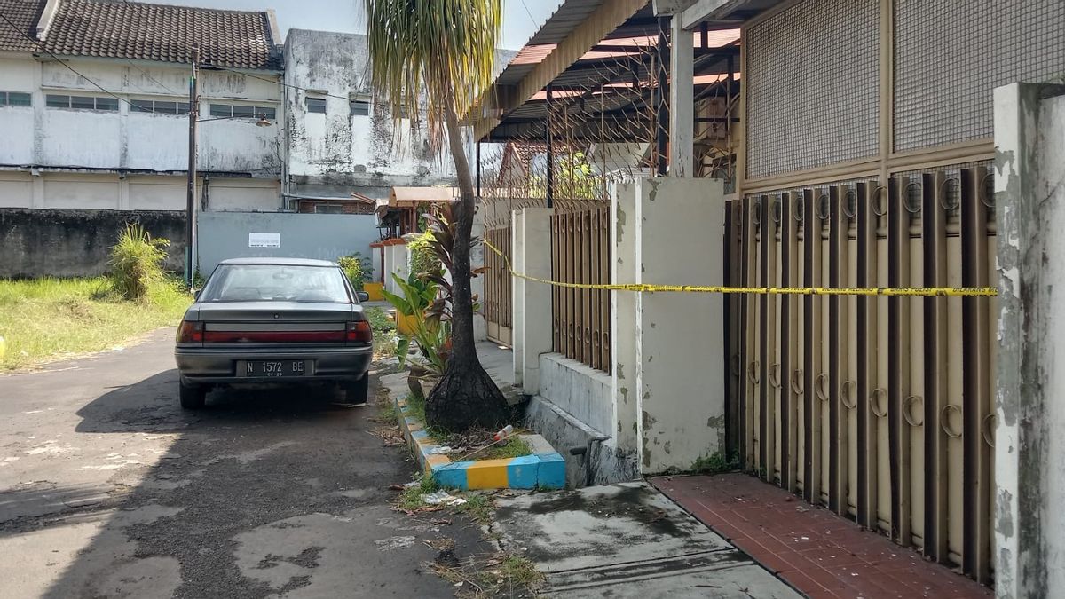 Houses Lined Up By The Police, The Case Of The Death Of A Mother In Sukun Malang, Which Is Suspected To Be Odd, Is Being Investigated